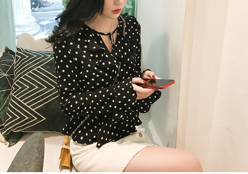 복고 땡땡땡 블라우스